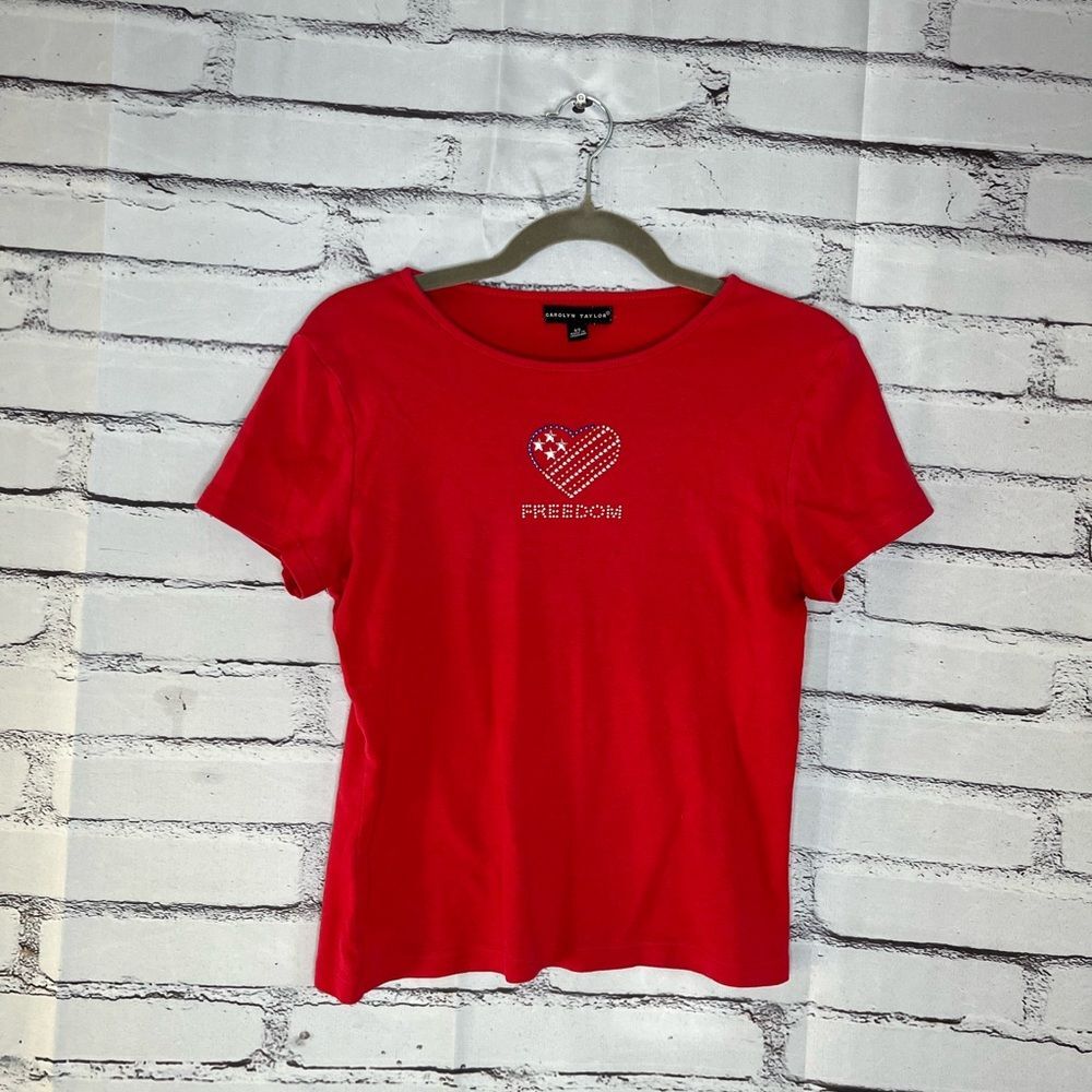 Carolyn Taylor Red Fitted Short Sleeve T-Shirt Freedom Heart Graphic Top SZ M